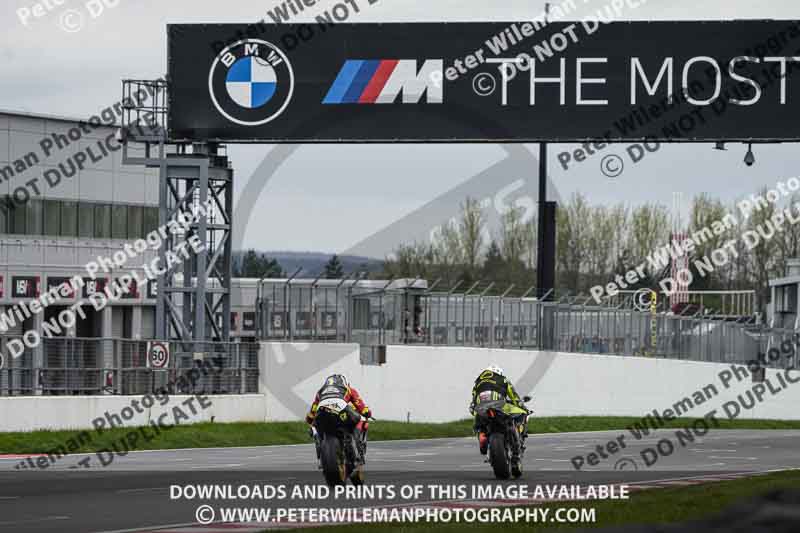 donington no limits trackday;donington park photographs;donington trackday photographs;no limits trackdays;peter wileman photography;trackday digital images;trackday photos